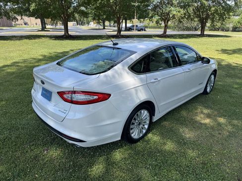 Used 2013 Ford Fusion SE FWD image 5