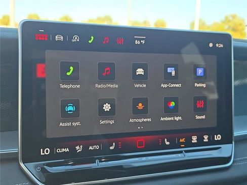 New 2026 Volkswagen Tiguan SE R-Line image 16