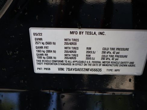 Used 2022 Tesla Model Y Long Range AWD/4WD image 57