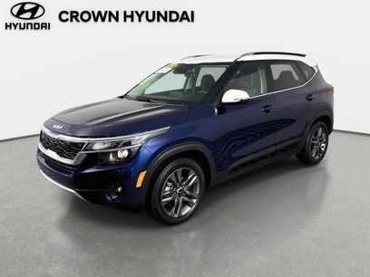 Used 2023 Kia Seltos S w/ Navigation Package