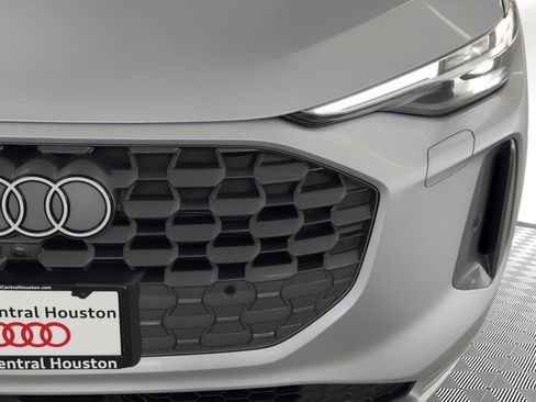 New 2026 Audi Q5 Premium AWD/4WD image 11