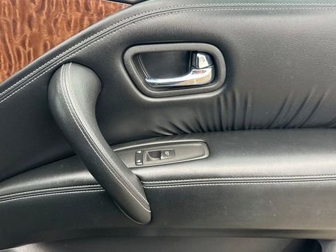 Used 2020 Nissan Armada SL w/ Premium Package image 21