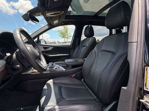 Used 2019 Audi Q7 2.0T Premium w/ Convenience Package AWD/4WD image 14