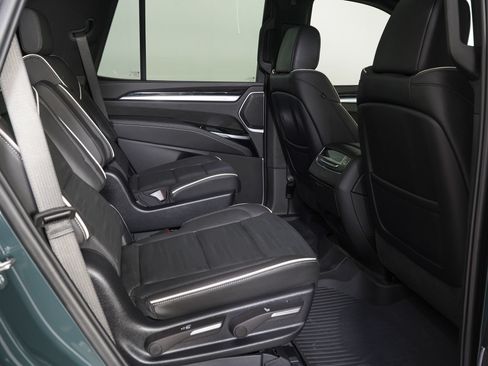 Used 2026 Cadillac Escalade Sport w/ Touring Package AWD/4WD image 10