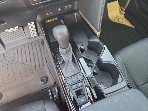 Certified 2025 Toyota Camry XSE FWD image 25