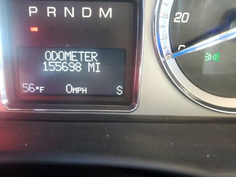 Used 2013 Cadillac Escalade Luxury image 11