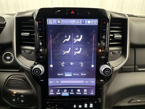 New 2027 RAM 2500 Big Horn AWD/4WD image 18
