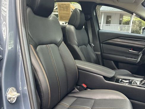 Used 2024 MAZDA CX-50 2.5 Turbo w/ Cargo Package image 17