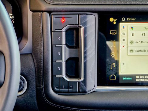 Used 2024 GMC Yukon XL Denali image 39