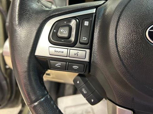 Used 2017 Subaru Outback 2.5i Limited w/ Popular Package #5 AWD/4WD image 12