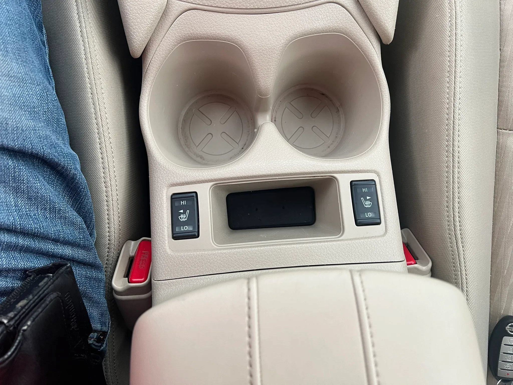 Used 2019 Nissan Rogue SV FWD image 12