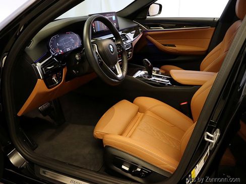 Certified 2023 BMW 530i xDrive w/ Premium Package image 11