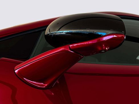 New 2026 McLaren Artura image 34