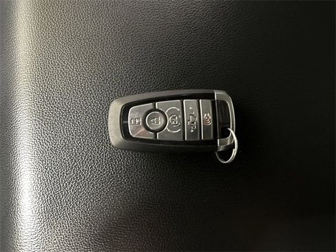 Used 2021 Ford F150 Lariat image 34