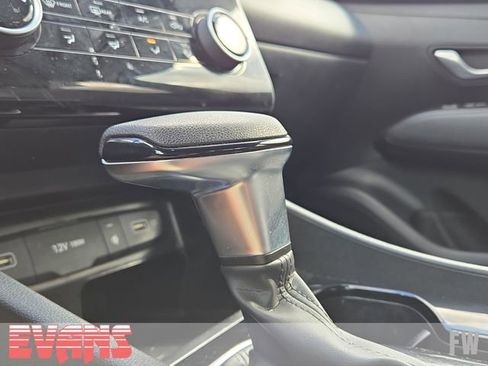 Used 2023 Hyundai Santa Cruz SEL w/ Activity Package FWD image 8