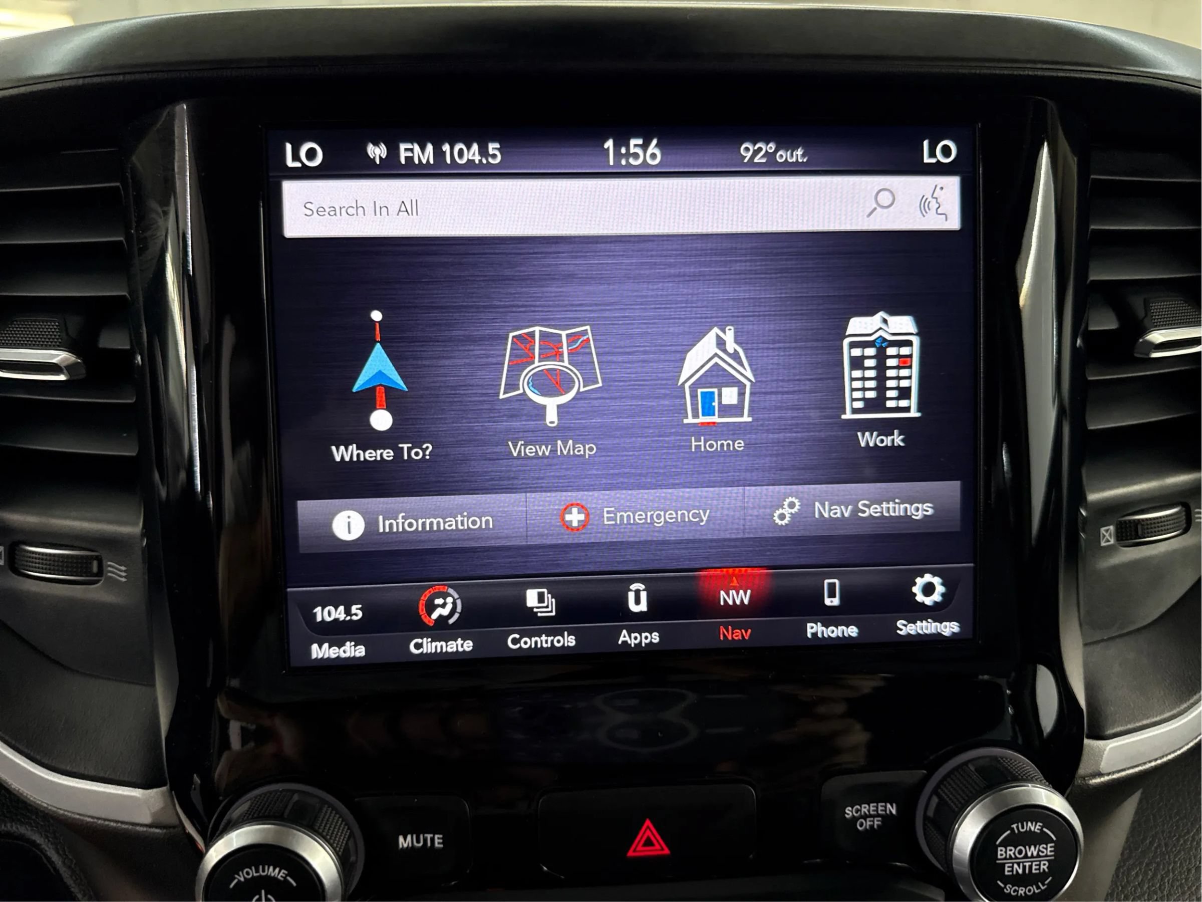 Used 2020 RAM 1500 Big Horn AWD/4WD image 34