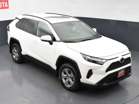 Used 2024 Toyota RAV4 XLE w/ Convenience Package AWD/4WD image 23
