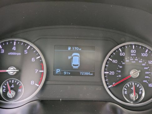 Used 2020 Kia Telluride LX FWD image 35