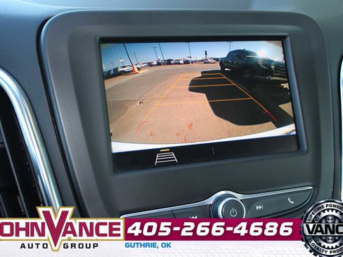 Used 2020 Chevrolet Equinox LS image 33