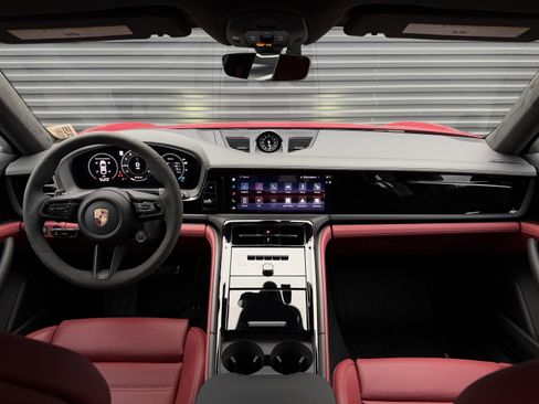 Certified 2026 Porsche Panamera GTS image 29