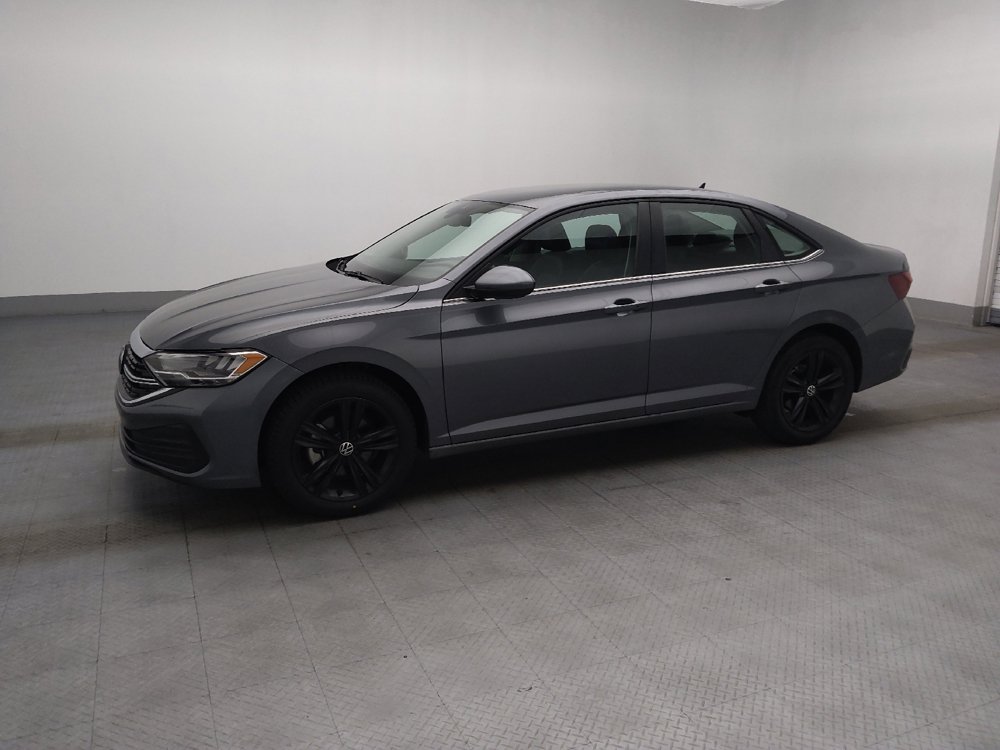 Used 2024 Volkswagen Jetta SE FWD image 2