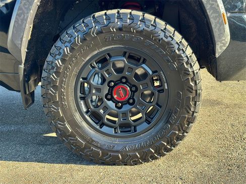 Used 2022 Toyota Tundra TRD Pro image 9