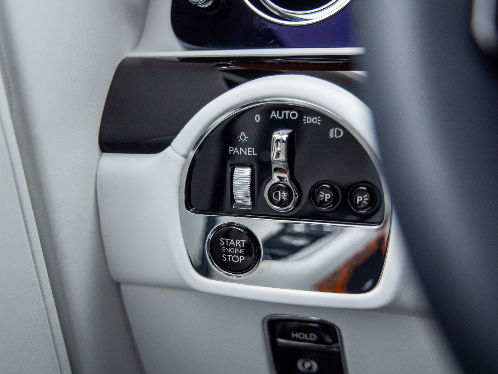Certified 2026 Rolls-Royce Spectre w/ Spectre Enhancement Package AWD/4WD image 35