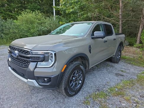 Used 2025 Ford Ranger XLT AWD/4WD image 3