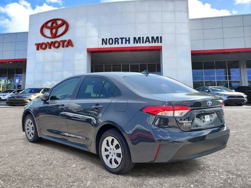 Used 2025 Toyota Corolla LE image 3