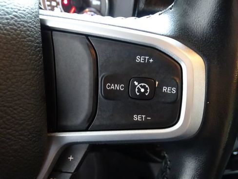 Used 2023 RAM 1500 Big Horn AWD/4WD image 8