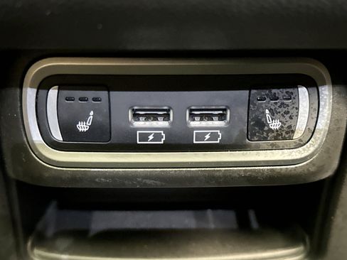 Used 2022 Alfa Romeo Stelvio Ti w/ Active Assist Plus Package image 21