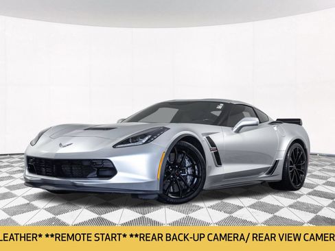Used 2018 Chevrolet Corvette Grand Sport w/ Z07 Performance Package RWD image 2