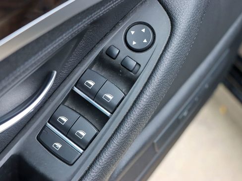 Used 2016 BMW 528i Sedan image 14