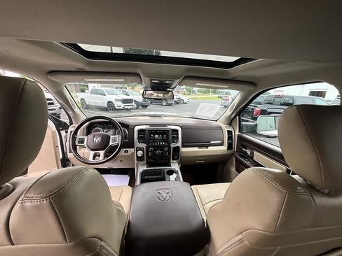 Used 2017 RAM 1500 Laramie w/ Convenience Group AWD/4WD image 36