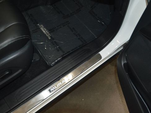 Used 2023 Nissan Murano SV w/ SV Midnight Edition Package image 10