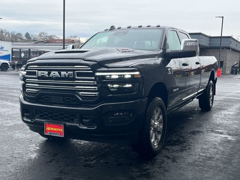 New 2025 RAM 2500 Laramie AWD/4WD image 3