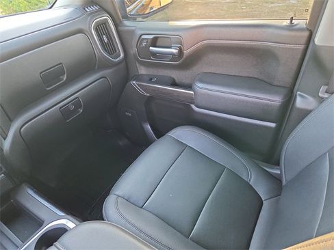 Certified 2021 Chevrolet Silverado 1500 LTZ w/ LTZ Convenience Package II image 13