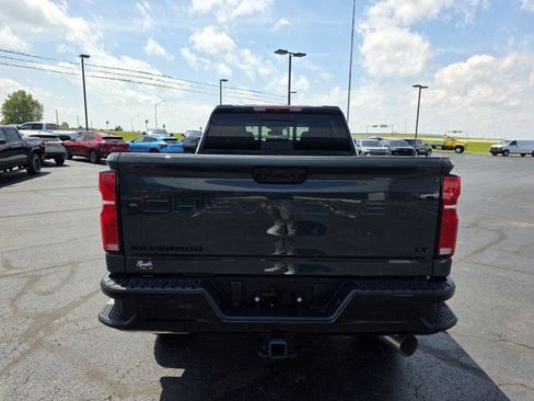 Used 2025 Chevrolet Silverado 3500 LT w/ Trail Boss Package AWD/4WD image 15
