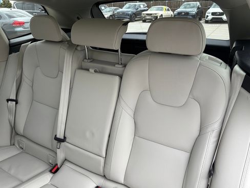 New 2026 Volvo XC60 B5 Ultra w/ Protection Package Premier image 24