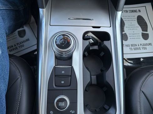 Used 2023 Ford Explorer XLT w/ Equipment Group 202A image 24