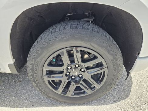 Used 2024 Chevrolet Silverado 1500 RST AWD/4WD image 9