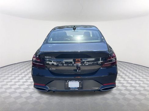 Used 2025 Genesis G70 2.5T image 6