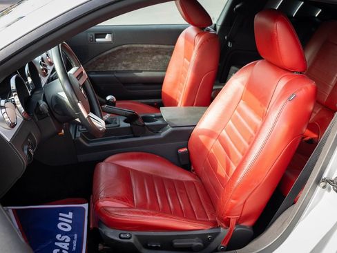 Used 2005 Ford Mustang GT image 20