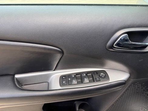 Used 2012 Dodge Journey SXT w/ Popular Equipment Group image 34