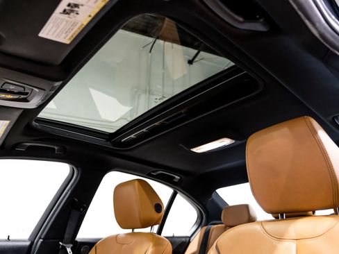 Used 2018 BMW 340i 340i Sedan 4D image 27