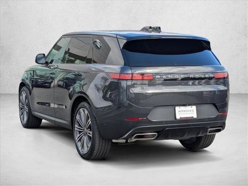 Used 2025 Land Rover Range Rover Sport SE image 8