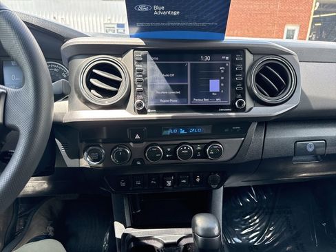 Used 2021 Toyota Tacoma TRD Off-Road w/ Technology Package AWD/4WD image 24