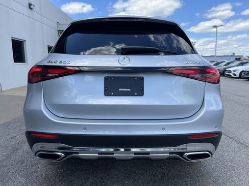 Certified 2025 Mercedes-Benz GLC 300 4MATIC image 5