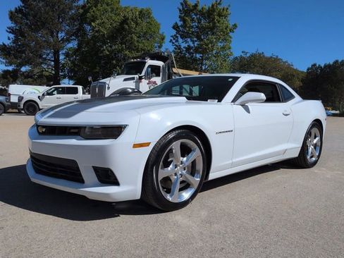 Used 2015 Chevrolet Camaro SS w/ RS Package RWD image 8