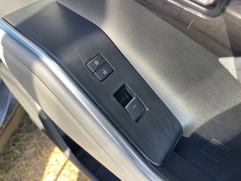 Used 2022 Toyota Highlander Limited image 20